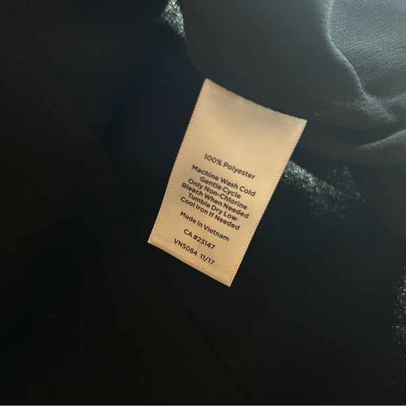 Talbots black bell sleeve blouse tie cuffs trim detail size large - Picture 8 of 11